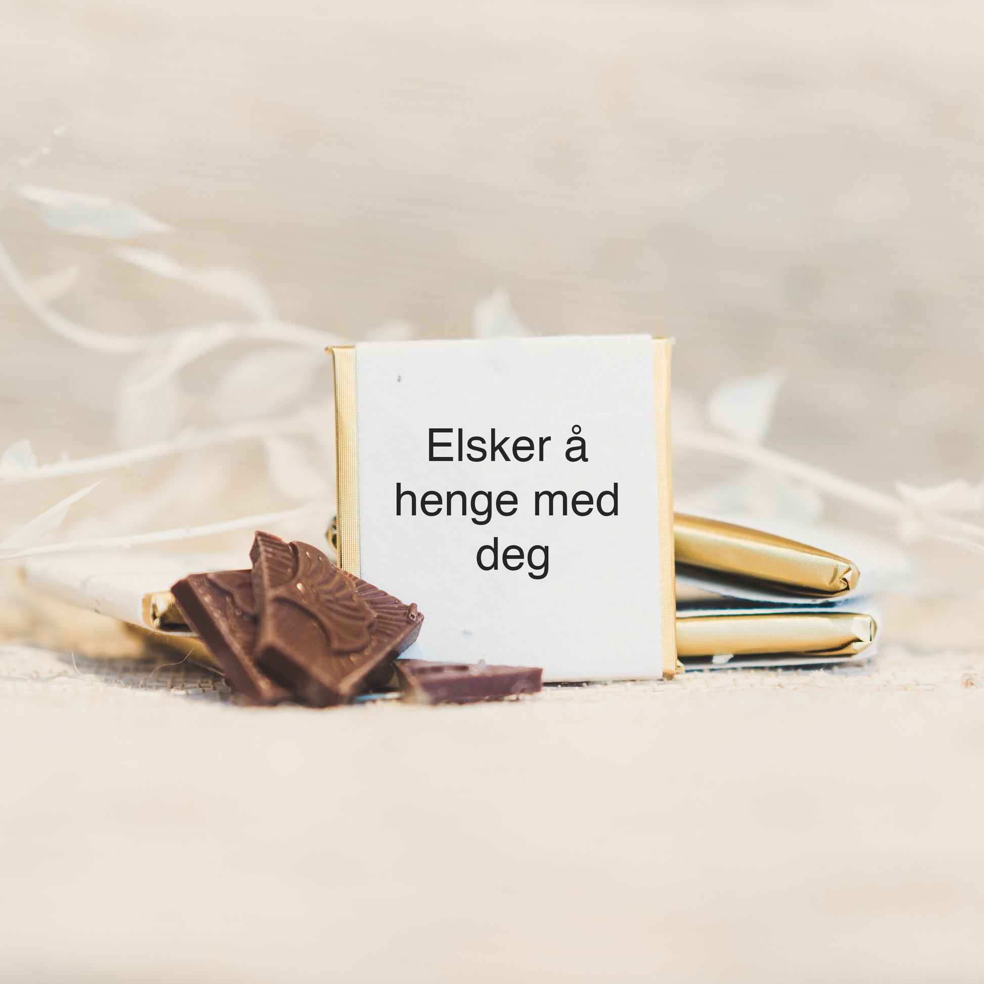 Elsker å henge med deg